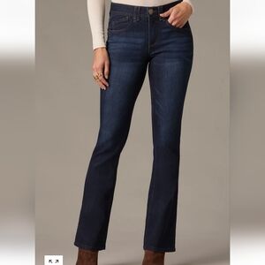 Wit & Wisdom Brittany Mid Rise Itty Bitty Boot Cut Jeans Size 8 Style L12241BBEA